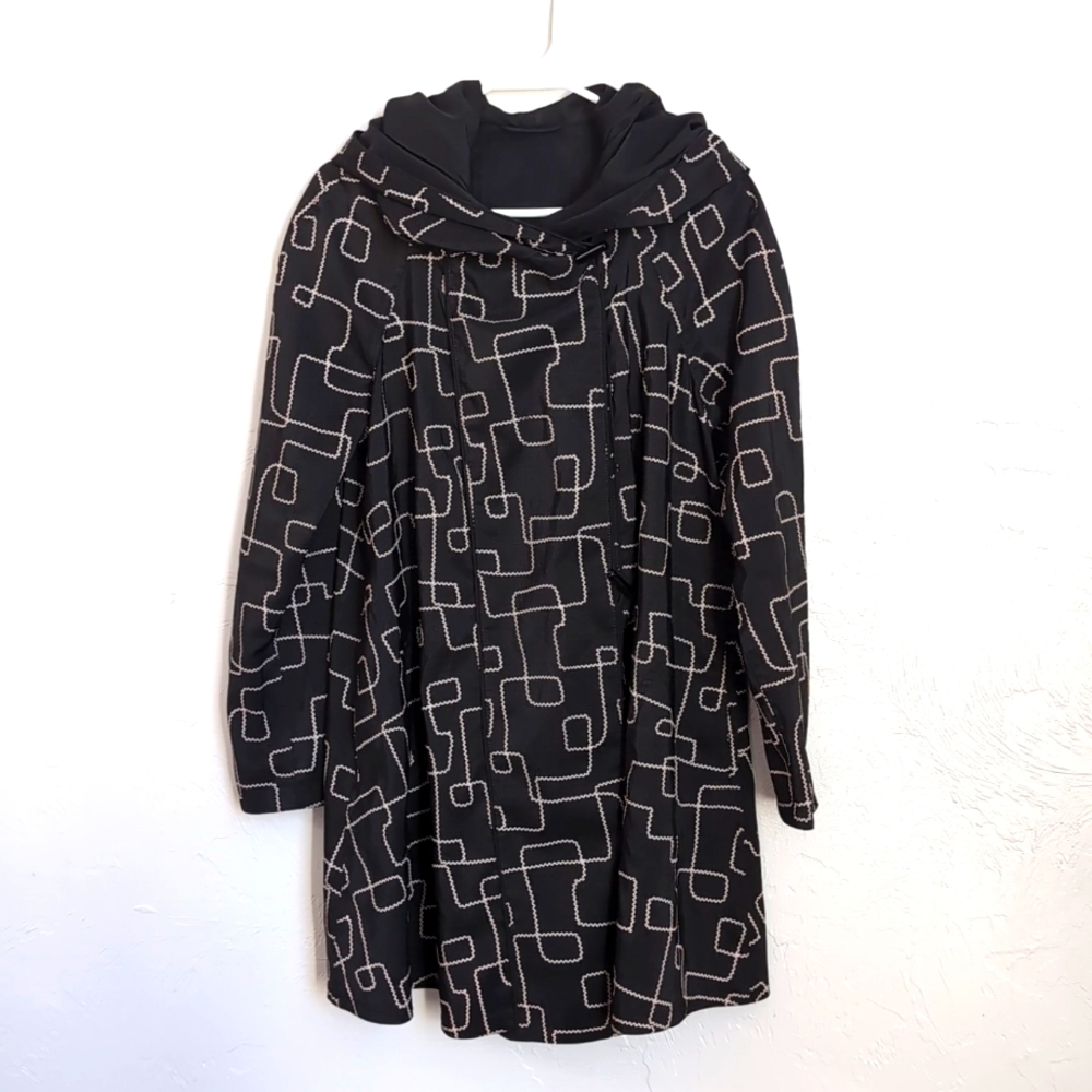 Mycra Pac Now Women's Long Sleeve Reversible Black & White Rain Coat Size 0